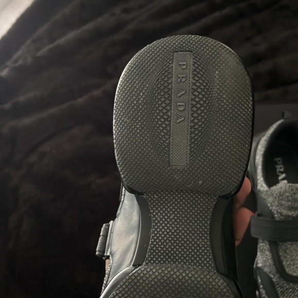 Prada Cloudburst - Picture 5 of 9